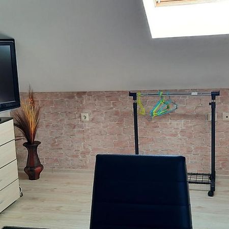 Студио Изгрев Burgas Luaran gambar