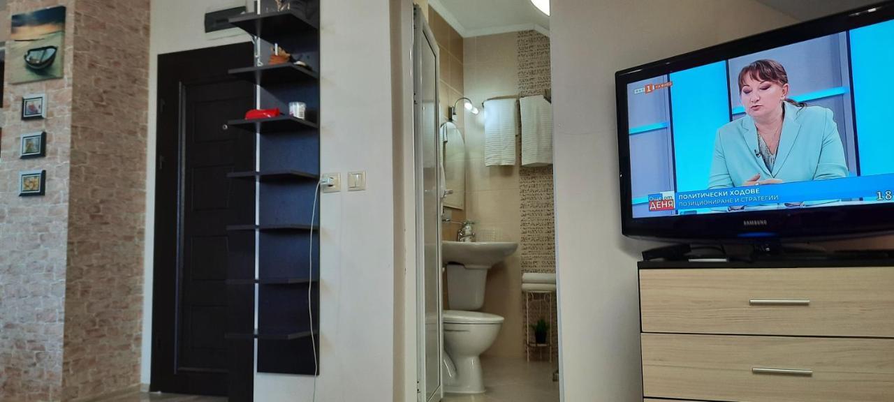Студио Изгрев Burgas Luaran gambar
