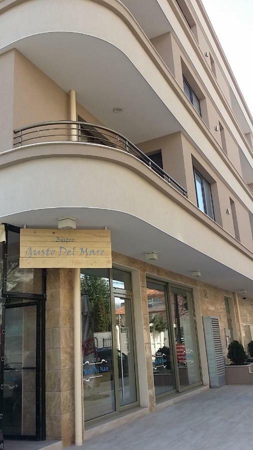 Студио Изгрев Burgas Luaran gambar